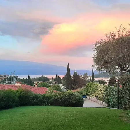 Holiday home Stunning & Lovely Manuela